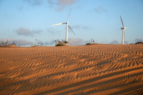 sand-dunes-wind-desert-brazil Lencois Marhenses National Park in Brazil.