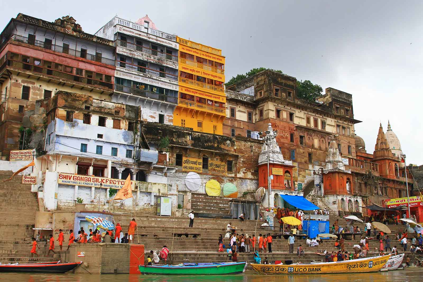 The old city of Varanasi extends about two kilometres back from the river and is a maze of alleyways and streets. The view from a boat floating along the Ganges river is breathtaking.