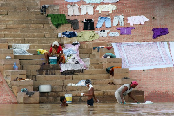 ghats-varanasi-laundry-india Laundry work on the Ghats in Varanasi.