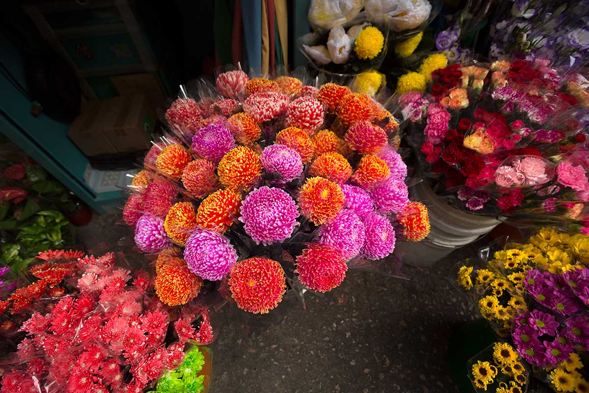 Lots of lovely smelling flowers can be found at Pak Klong Talat market.