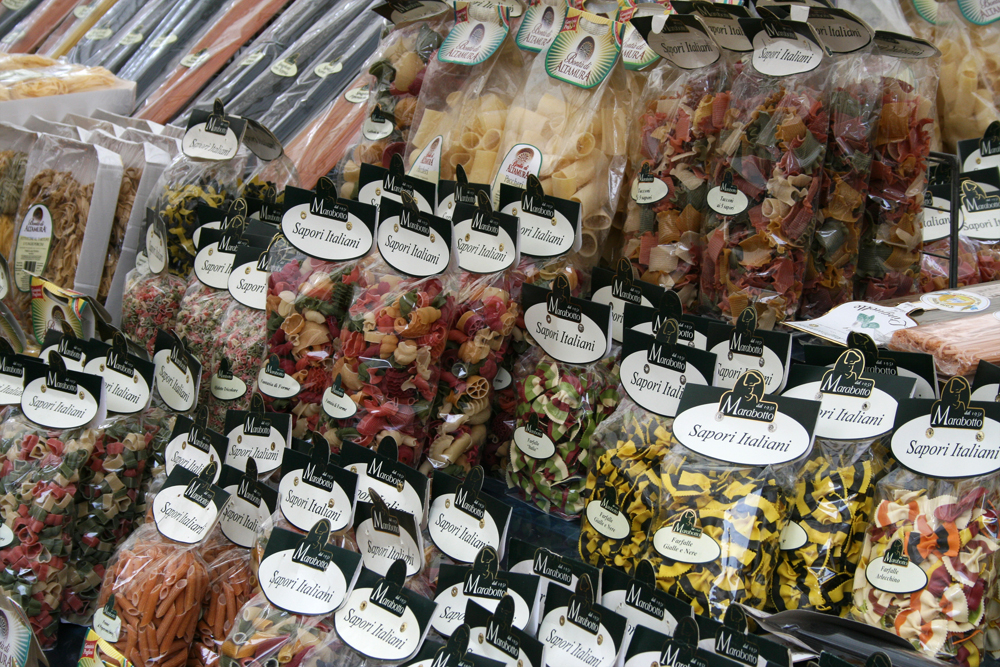 campo-de-fiori-rome-italy-pasta At Campo de' Fiori you'll find a good mix of vendors and the streets surrounding the square are filled with neat little shops and restaurants.