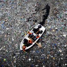 garbage-in-ocean Photo source: http://greatpacificgarbagepatch.info/