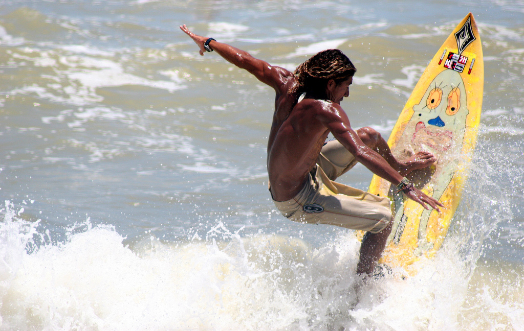 surfing-north-brazil Small but fine waves in the north of Brail.