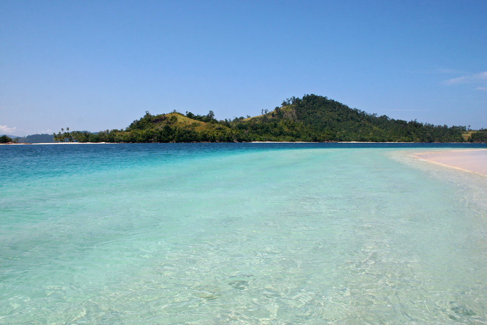 beach-paradise-island-sumatra-indonesia-7