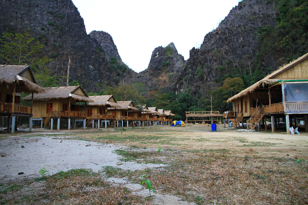 green-climbers-lodge-laos Green Climbers Lodge.