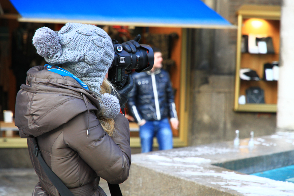 nisa-maier-photographying-in-munich-germany