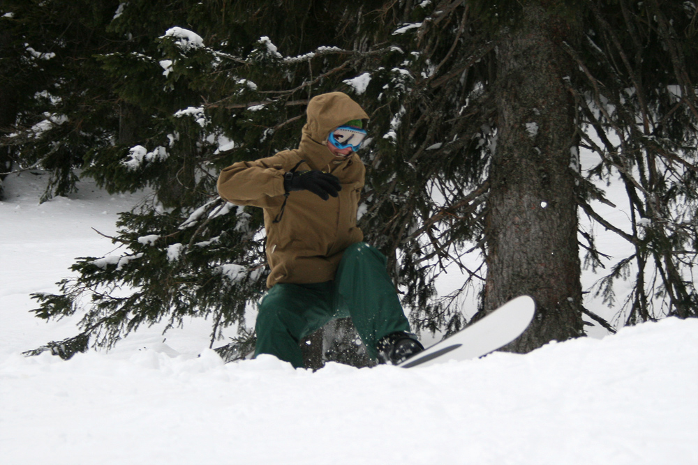 One day snowboarding, one day skiing.