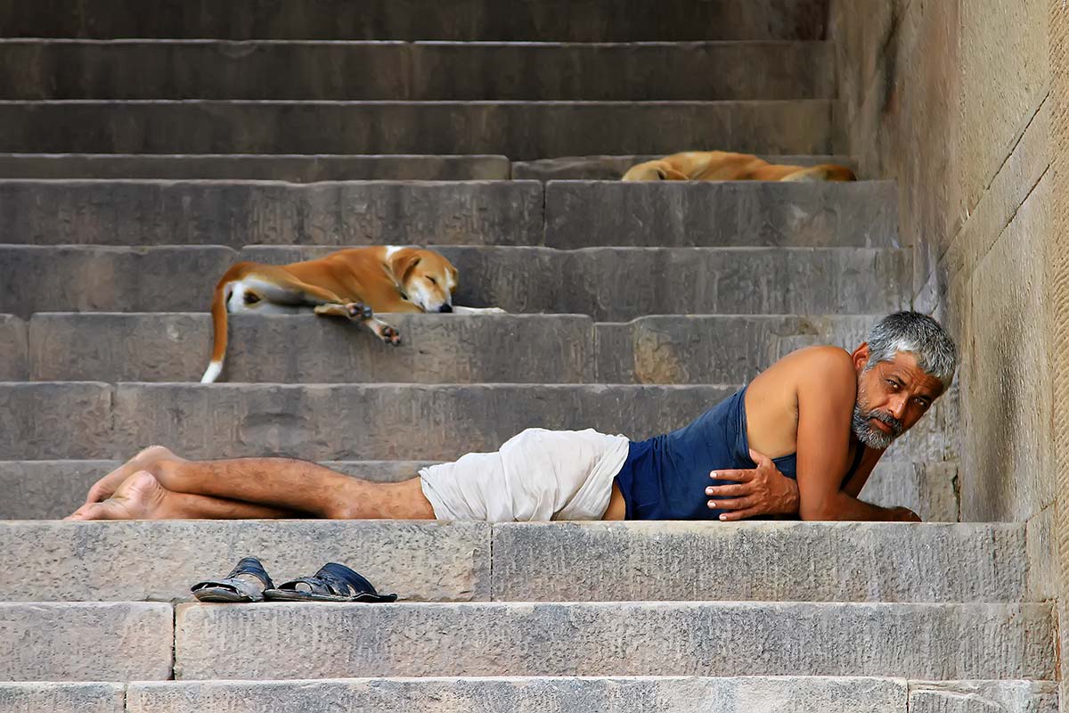 Walk Get lost in the alleyways - the sounds, sight and smells are just unbelievable! Walk along the ghats and up to the sights. The best way to explore Varanasi is by foot. 