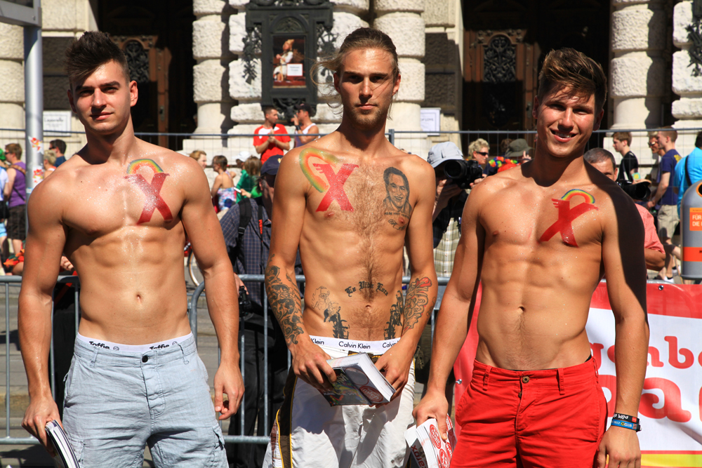 Vienna Pride 2012 / Wiener Regenbogenparade 2012.