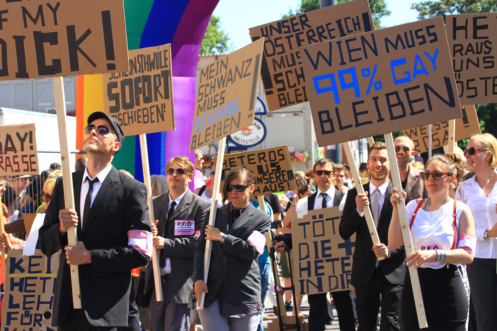 Vienna Pride 2012 / Wiener Regenbogenparade 2012.