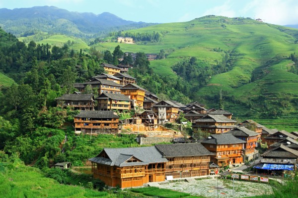 dazhai-village-longji-rice-terraces-china-1 Dazhai village in Longshend County, China.