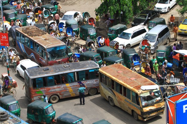 traffic-dhaka-bangladesh-1 Only the strong survive on the streets in Dhaka, Bandladesh.