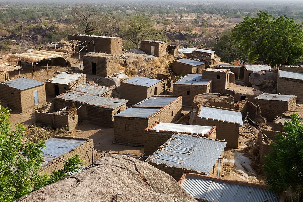 Koro is an ancient local village built in & around rock formations.