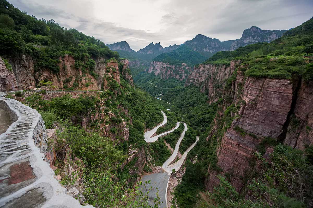 Guoliang Tunnel Road | The "Road that does not tolerate any mistakes." Guoliang Tunnel Road | The "Road that does not tolerate any mistakes."