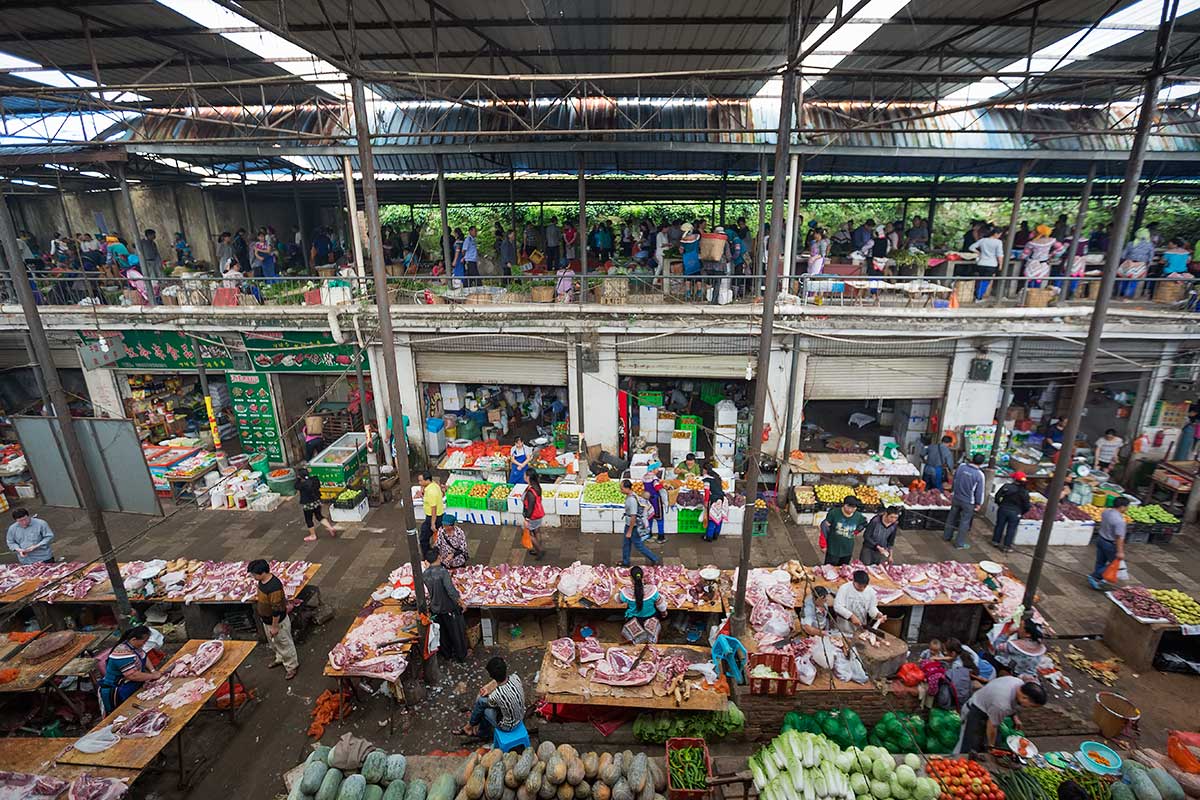 The market hall in Xinjie is pretty impressing.