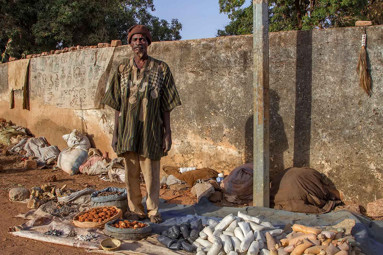 voodoo-doctor-banfora-burkina-faso-africa-4