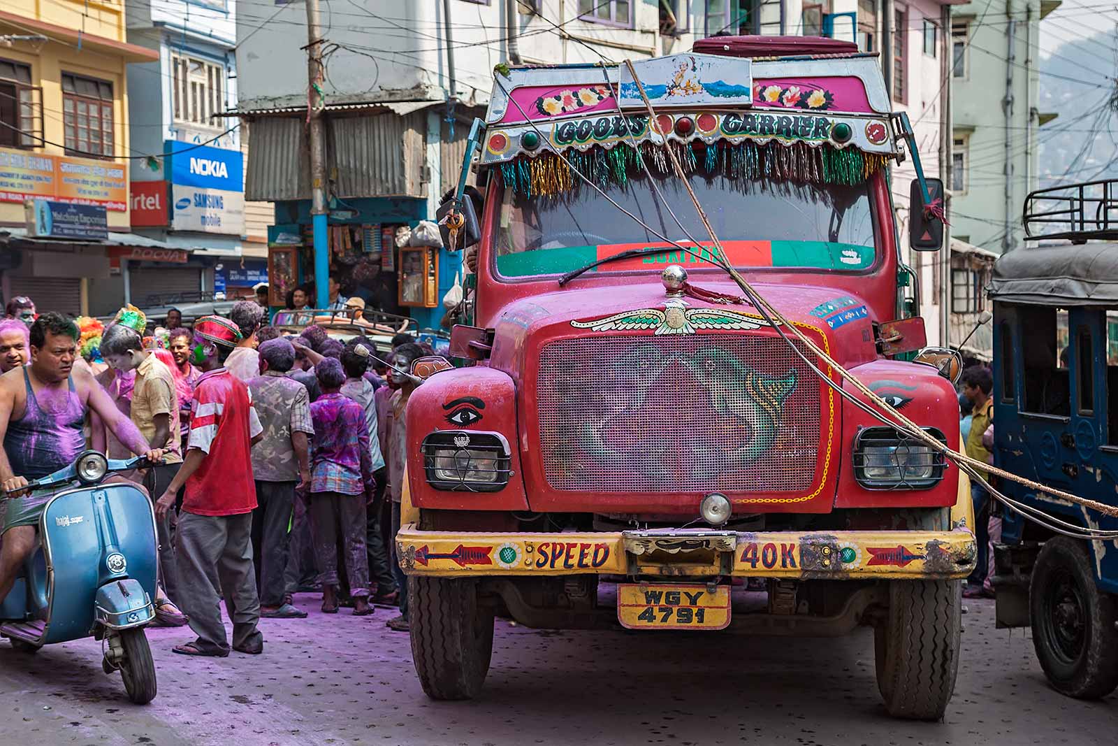 holi-festival-celebration-india-kalimpong-5