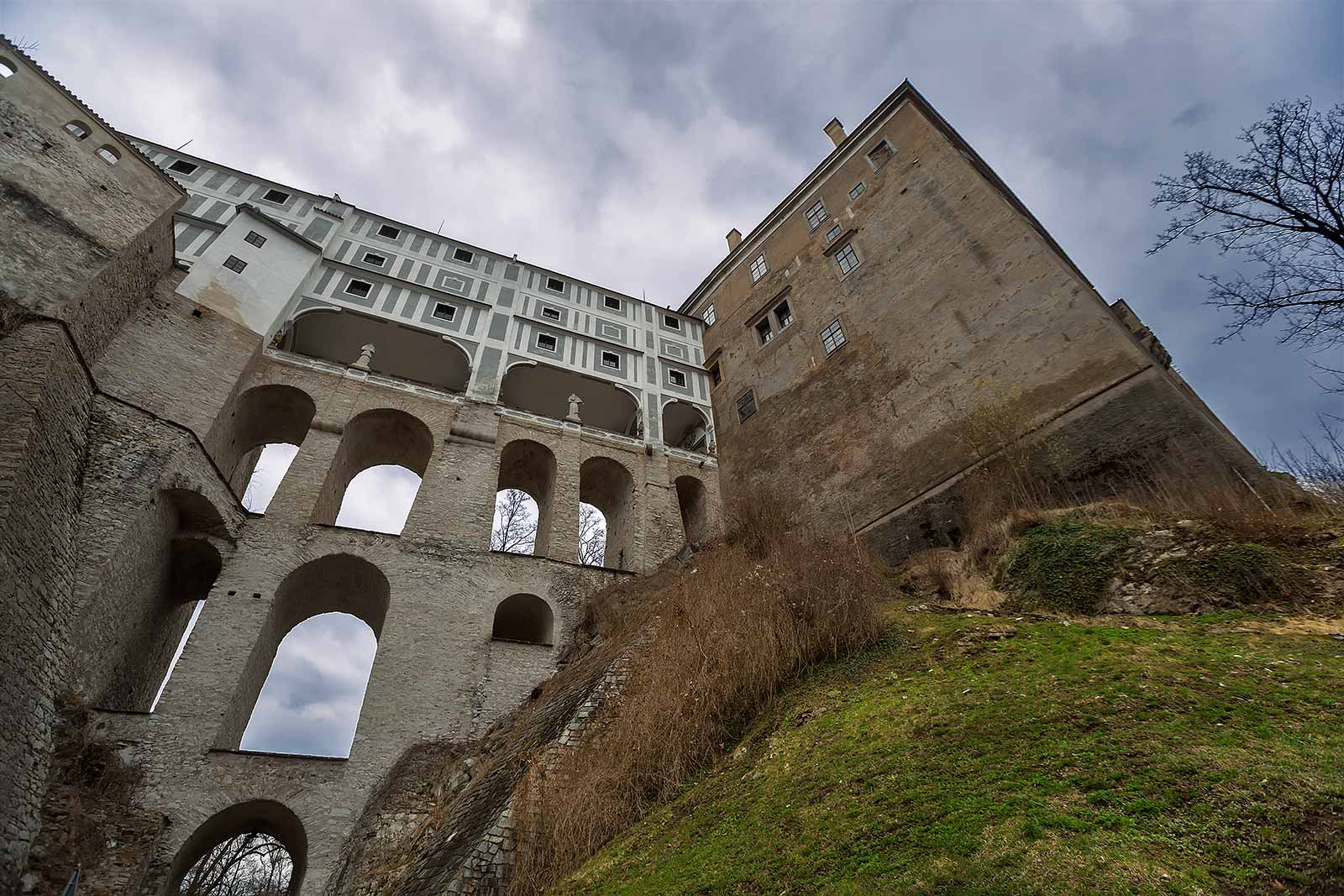 cesky-krumlov-castle-1