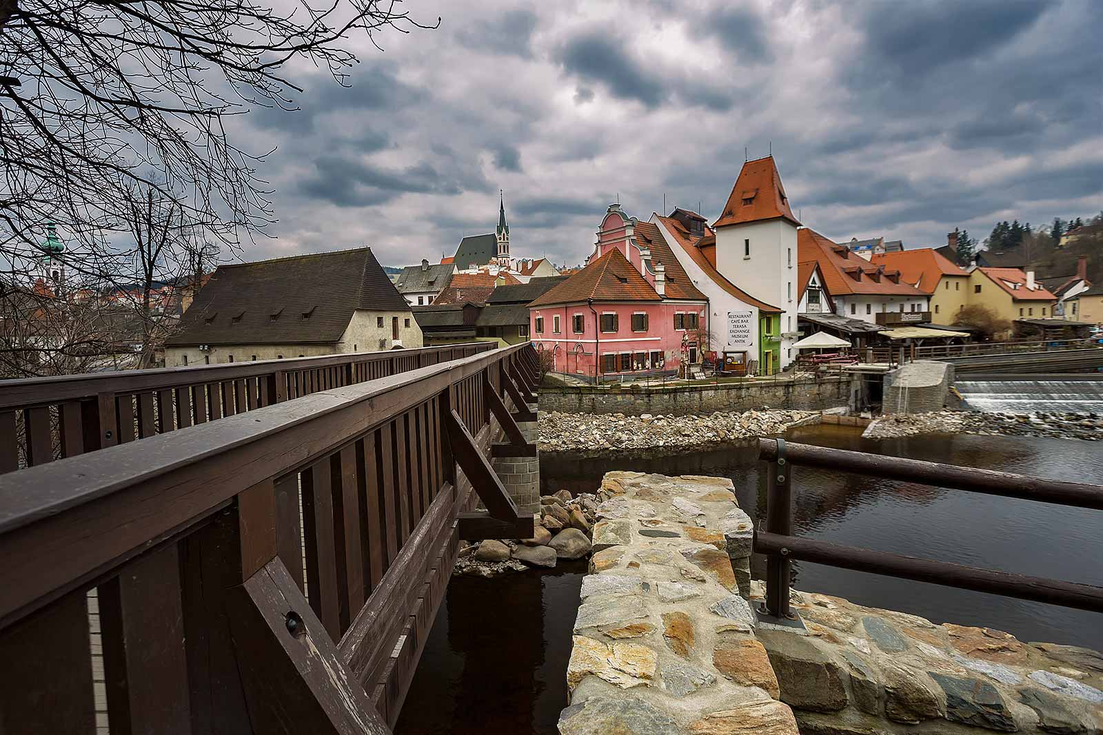 cesky-krumlov-view-czech-republic-2