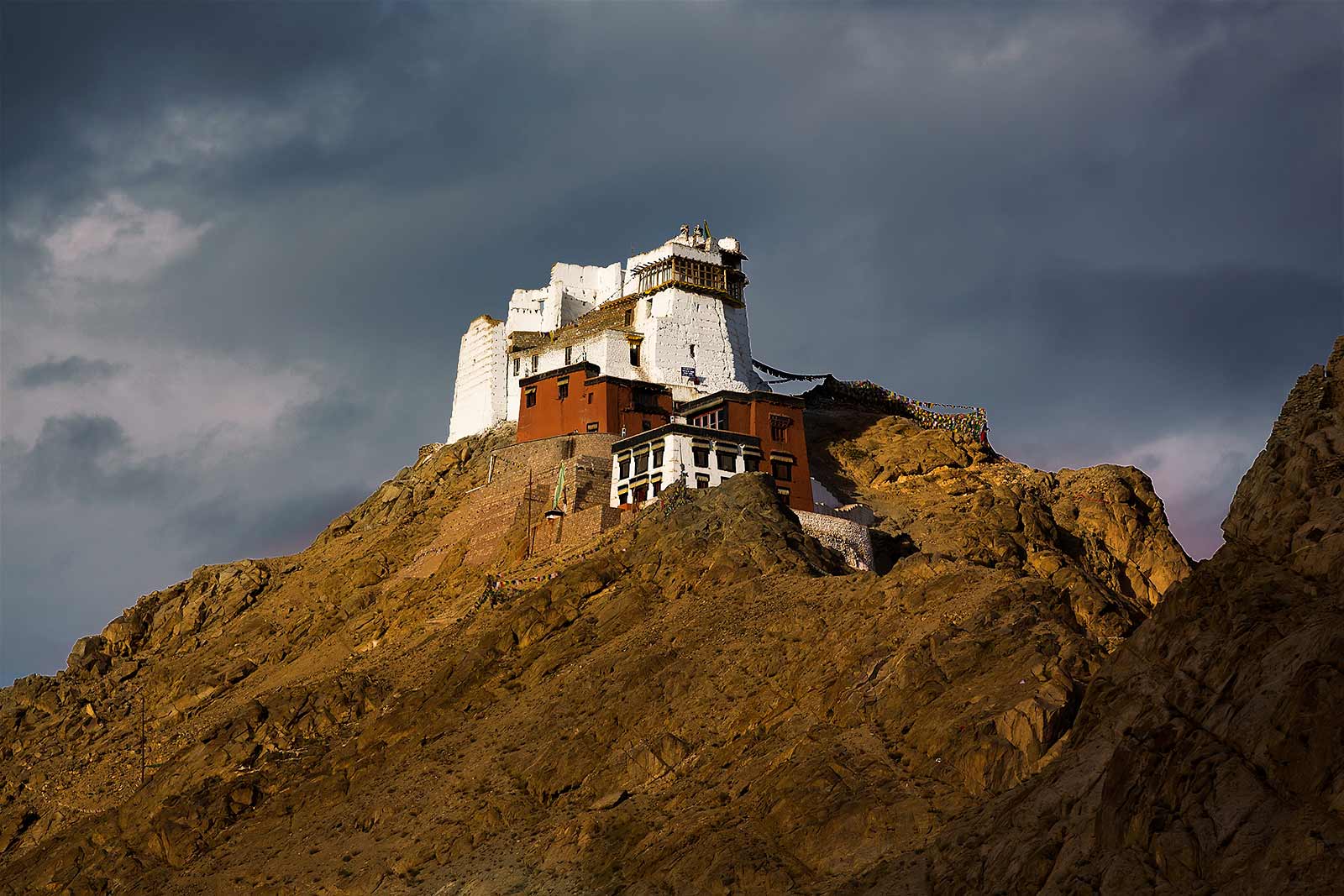 Namgyal Tsemo Gompa is the highest point in Leh with a fantastic birds eye view of the city. One can reach the monastery with a short car ride or by trekking up right from the city centre.