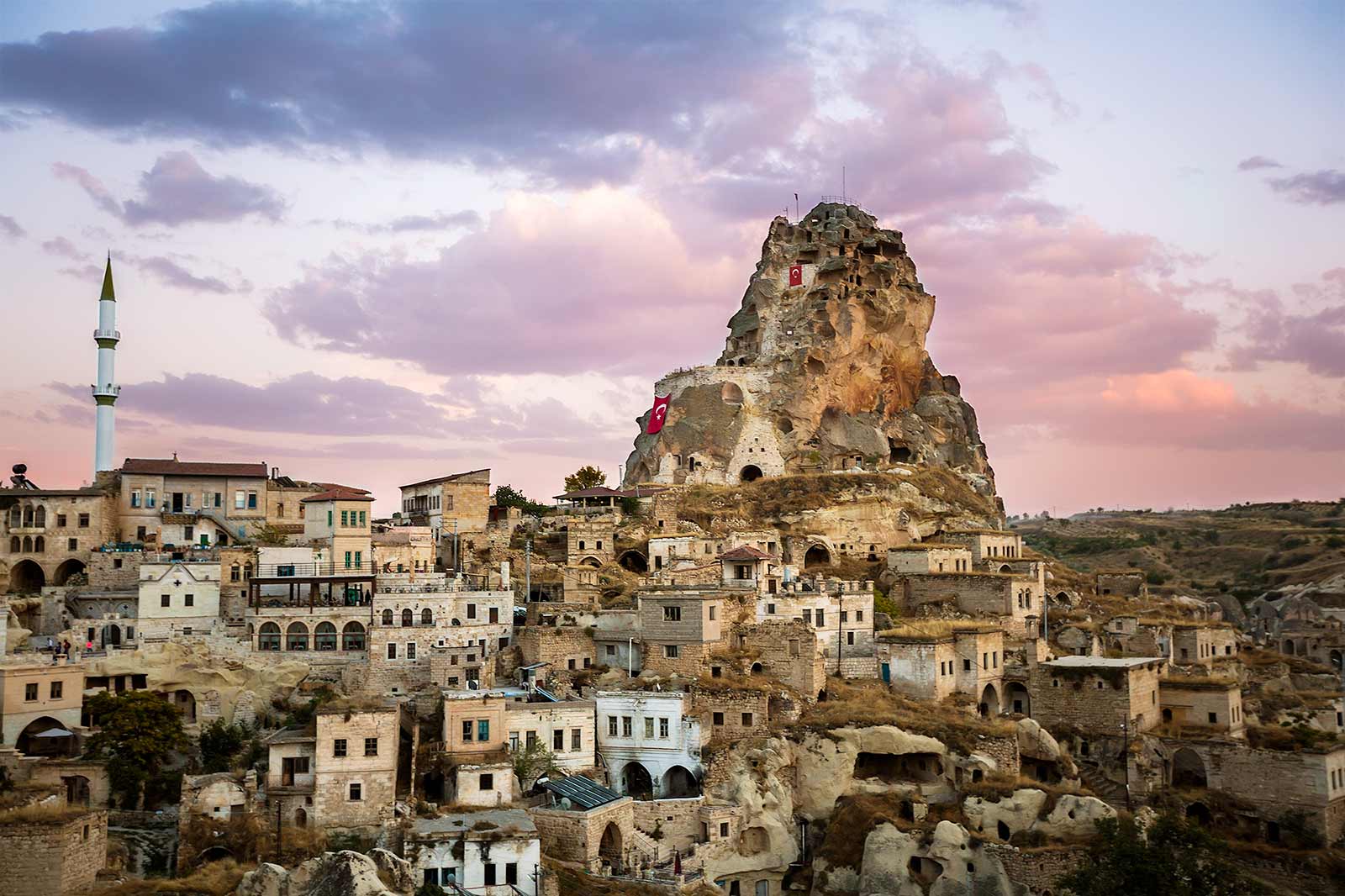 Ortahisar means "middle castle," and as its name implies, it is central among the Cappadocian towns. Still, it stayed more or less on the sidelines despite its central location, which made it perfect for us.