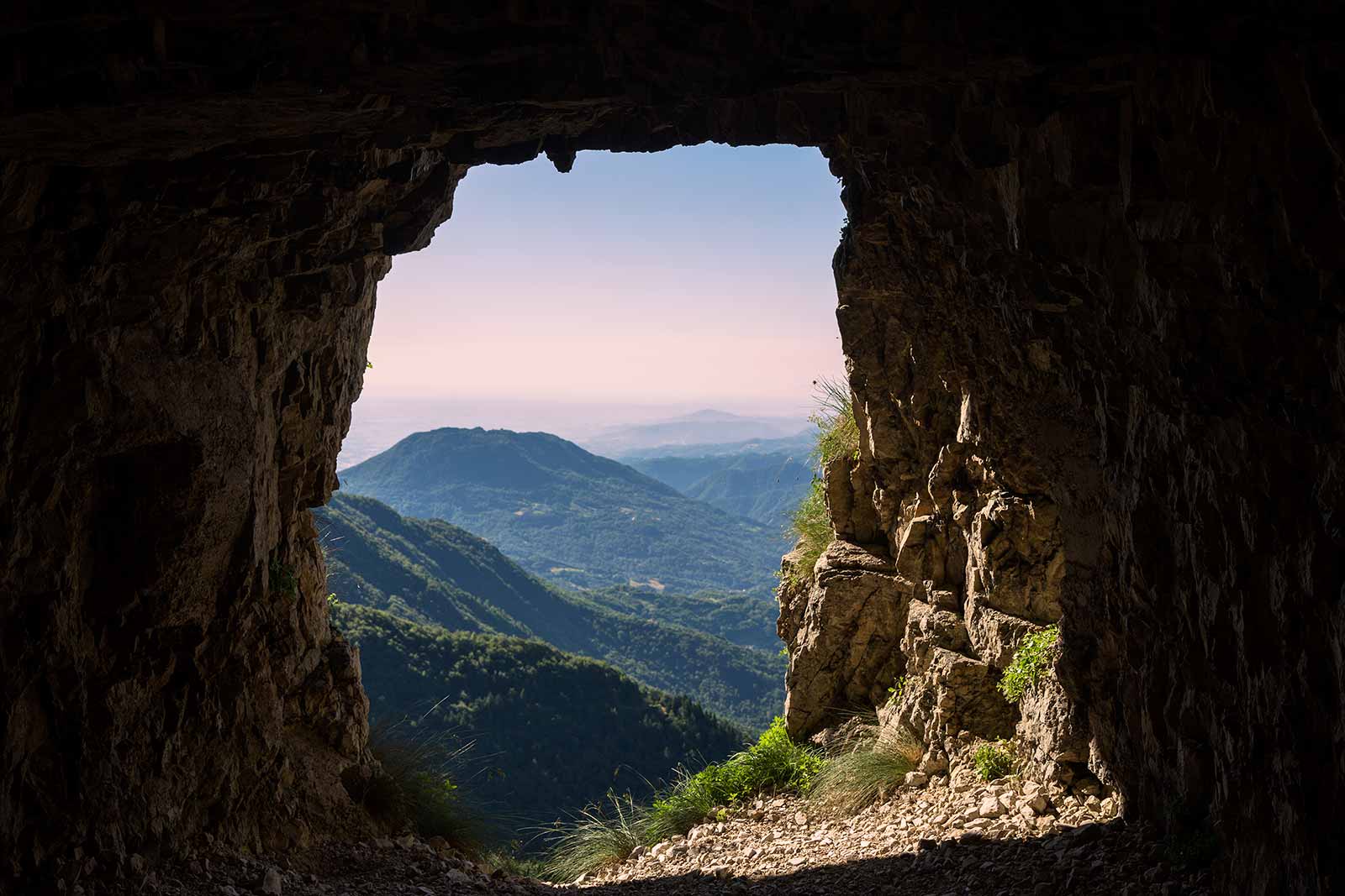 Hiking along the Strada delle 52 Gallerie is an amazing experience - also because of the stunning views!