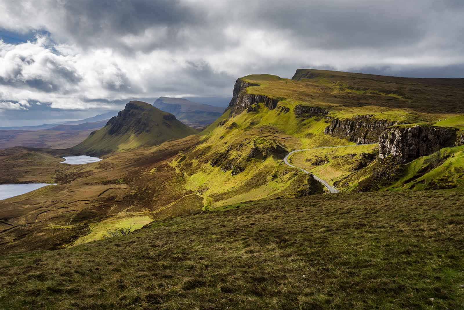 One of the most beautiful hikes in the world, with the most stunning landscape: The Quiraing in Scotland.